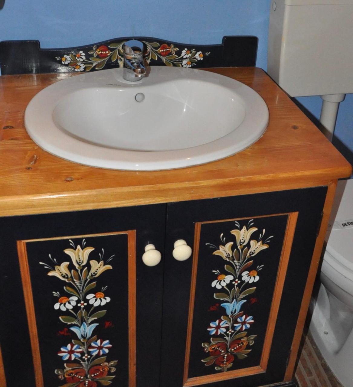Casa Saseasca 3*